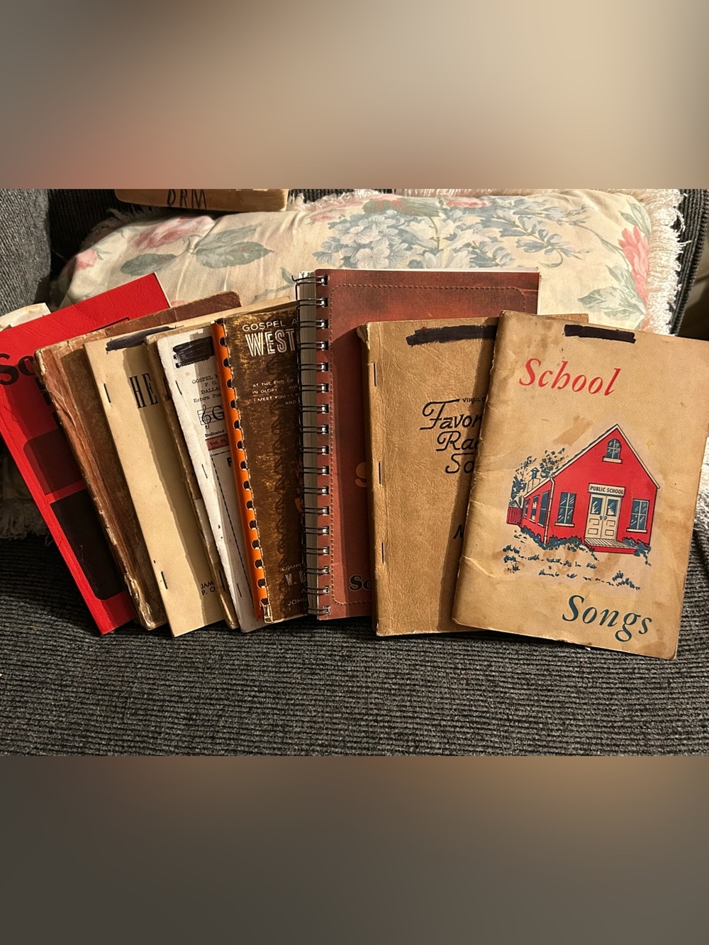 ✨ Lot of 9 Vintage Gospel Song Books✨